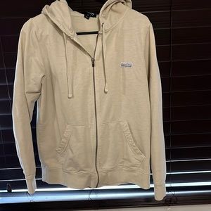 Patagonia cream zip up jacket